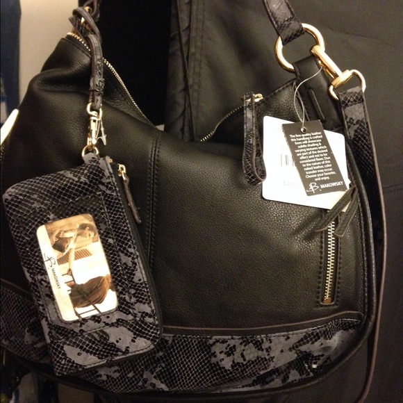 B. Makowsky Black/Snakeskin Trimmed leather purse