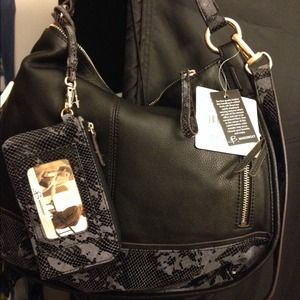 B. Makowsky Black/Snakeskin Trimmed leather purse