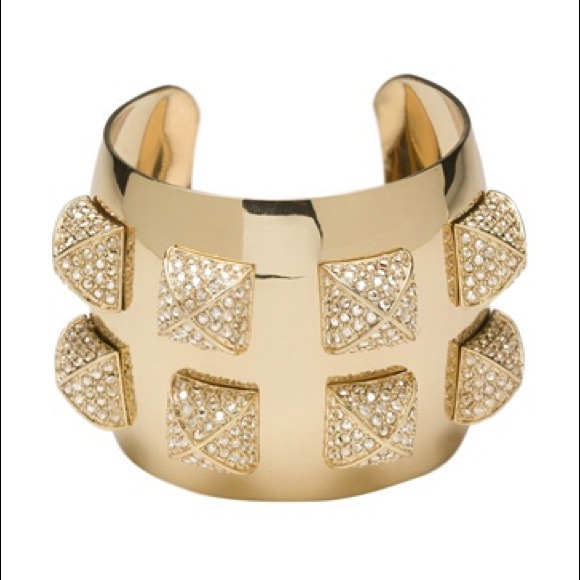 CC SKYE Pave Stud Cuff