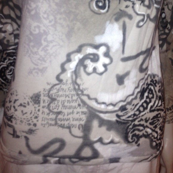 Top - Picture 3 of 4