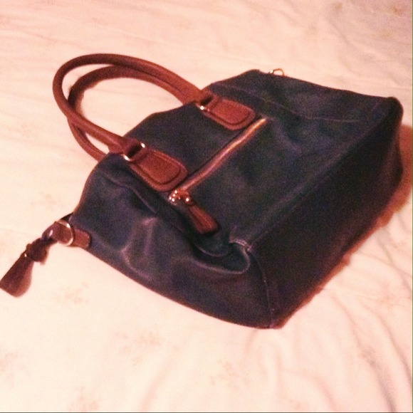 Brand new faux leather shoulder bag emerald - Picture 2 of 3