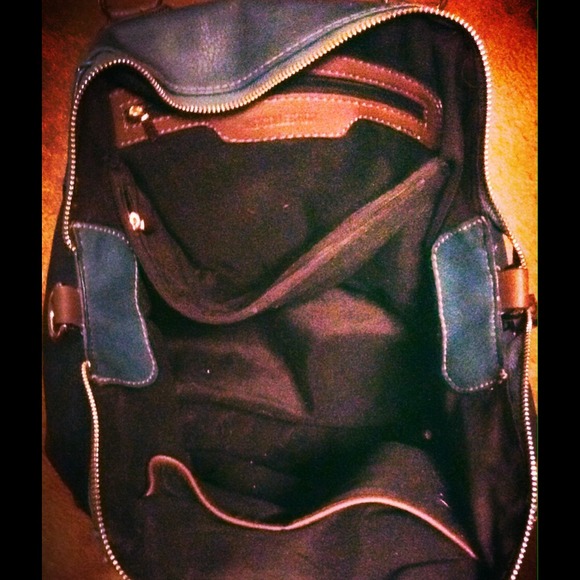 Brand new faux leather shoulder bag emerald - Picture 3 of 3