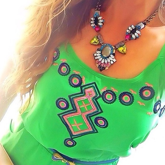 🚫SOLD🚫 Glam Statement Necklace - Picture 4 of 4