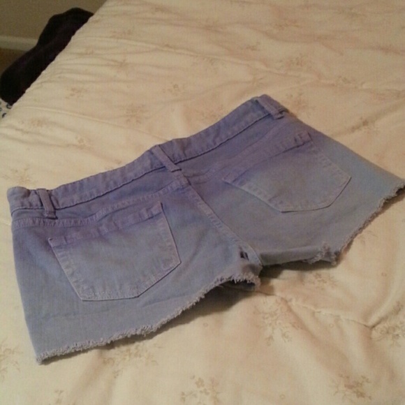 Purple wash fray shorts. Size: 11 - Picture 2 of 2
