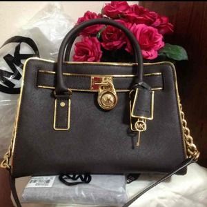 🌸SOLD to 👉ljeoma💖MK Hamilton Specchio Satchel💖