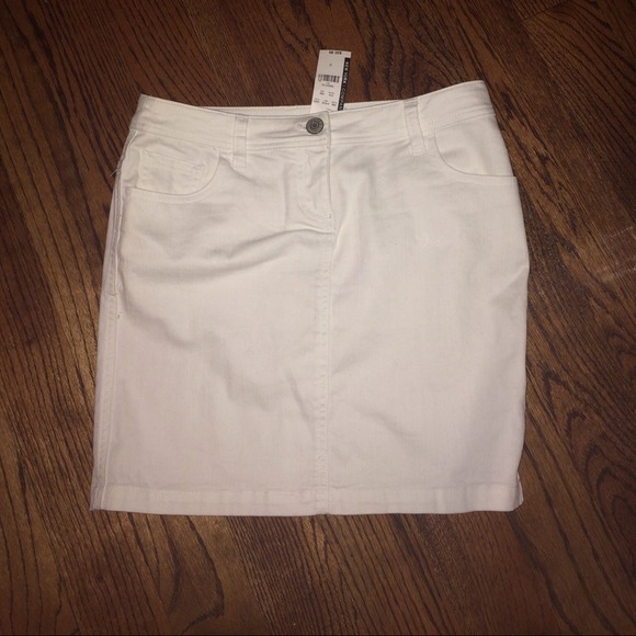 White denim skirt