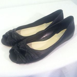 Badgley Mischka Black Leather Open Toe flats  9.5