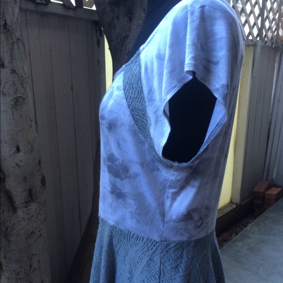 Silence+noise tops - Picture 3 of 4