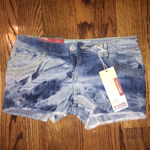 Cute denim shorts