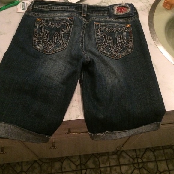 Mel shorts - Picture 2 of 2