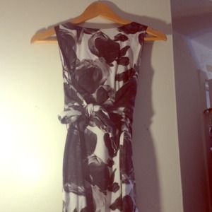 Ann Taylor floral Dress Sz Sm
