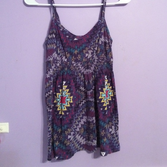 Cute tank - Picture 1 of 2