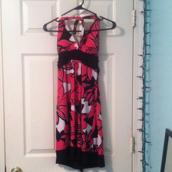 Cute summer dress!