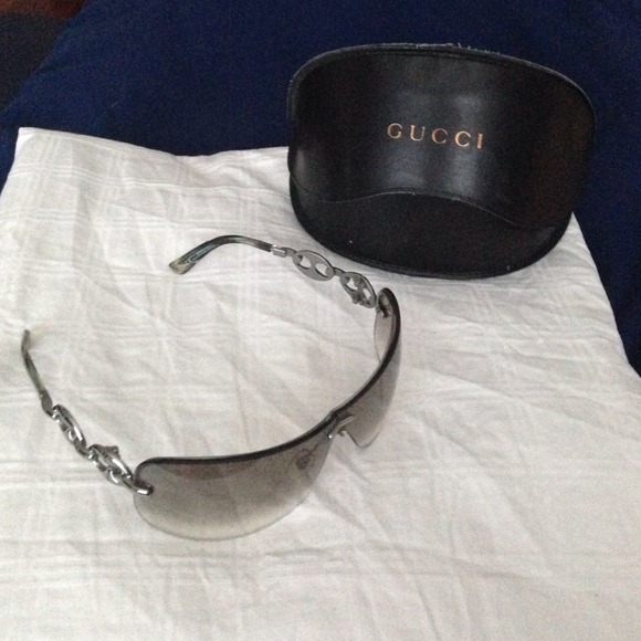 Gucci chain sunglasses