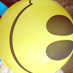 A big ballon that squeeks A big ballon that squeeks