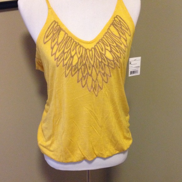 Yellowish gold tank, NTW, medium