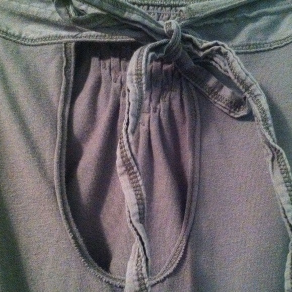 A&F Romper! - Picture 3 of 4