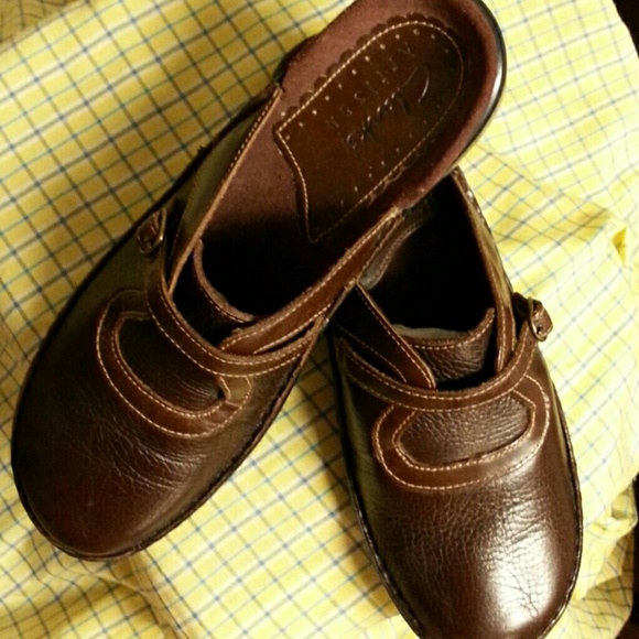 Clarks Artisan Mules