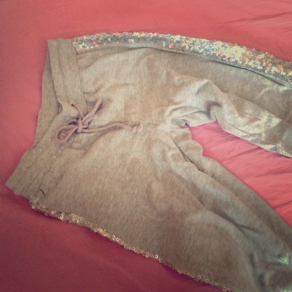 Sweat pants - Picture 1 of 2