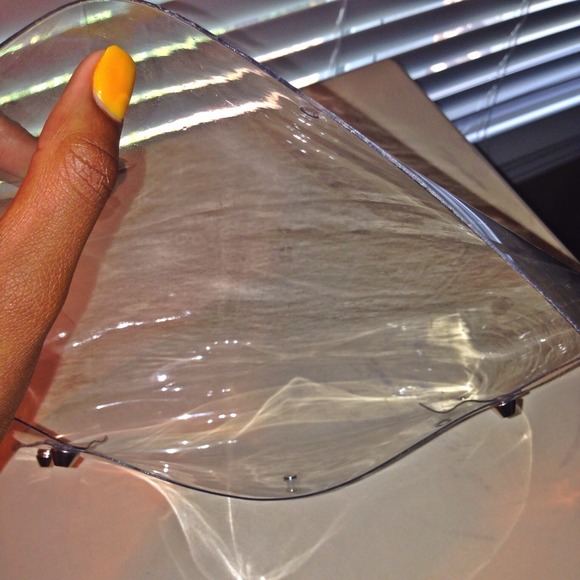 🚨SOLD🚨Clear Envelope Clutch! 👛👝😍 - Picture 3 of 4