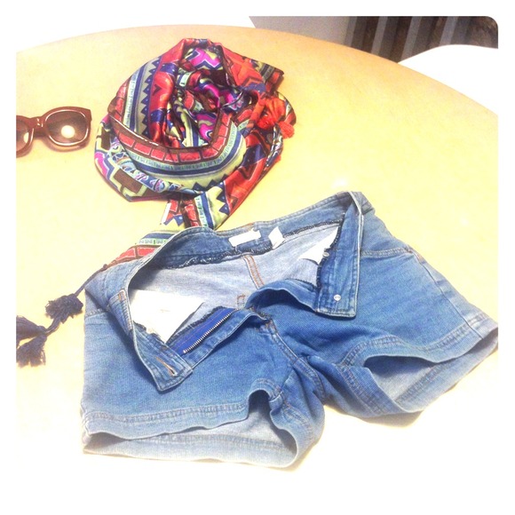Denim shorts. Or bundle with scarf - Picture 1 of 2