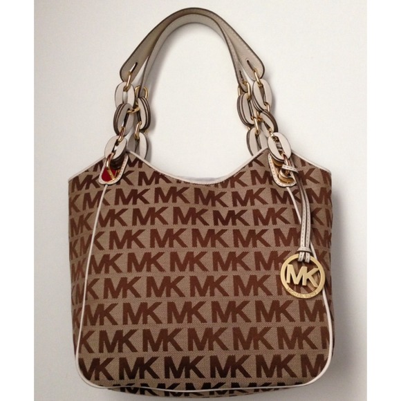 Michael Kors Handbags - Limited time sale! Authentic Michael Kors