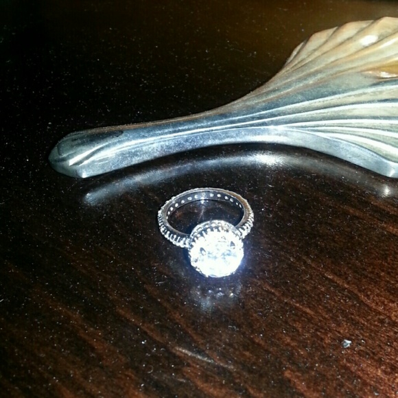 Cubic stainless steel set ring