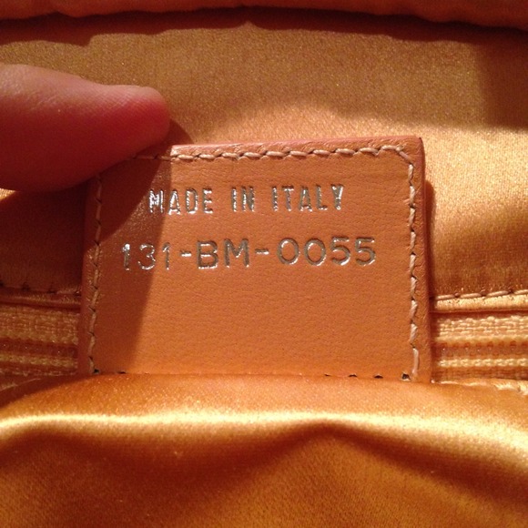 💔💔sold💔💔🎉HOST PICK🎉LIMITED EDITION DIOR SILK - Picture 3 of 4