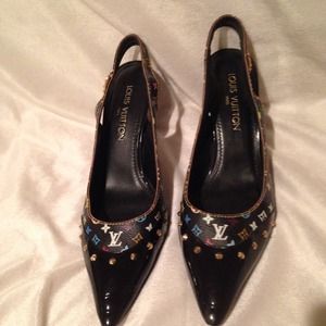 🔴🔴SOLD🔴🔴LOUIS VUITTON BLACK MULTICOLORE PUMP
