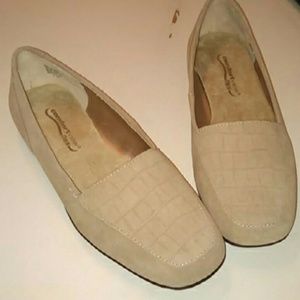 New --- Comfortview flex loafers sz 7M