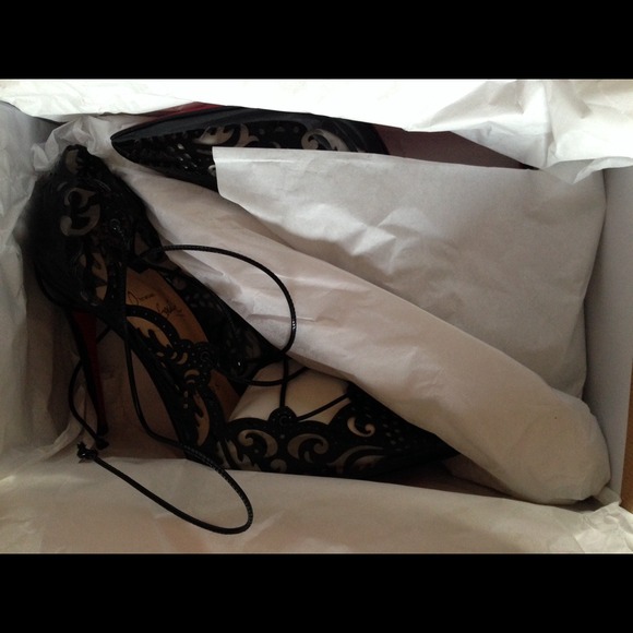 Sold! NIB Christian Louboutin Impera 37.5 - Picture 3 of 4