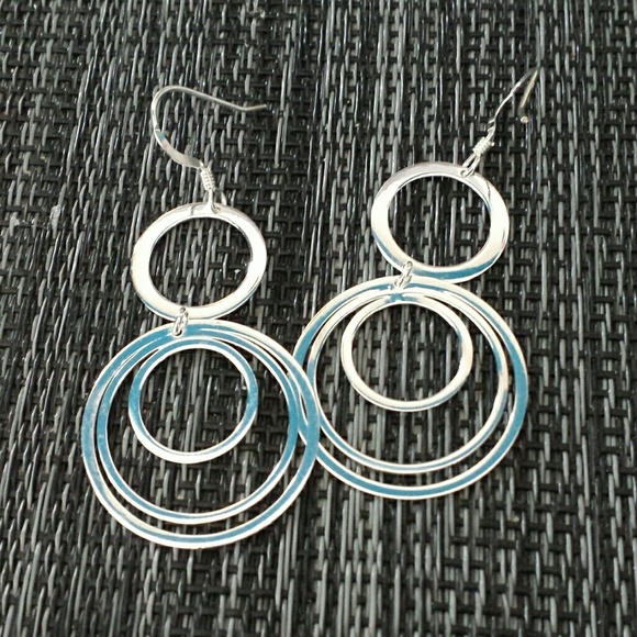 Sterling silver high polish dangle earrings .925