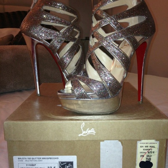 🎉🎉SOLD🎉🎉christian louboutin silver platforms