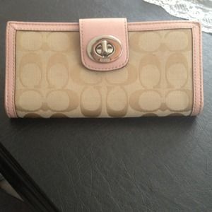 Coach wallet