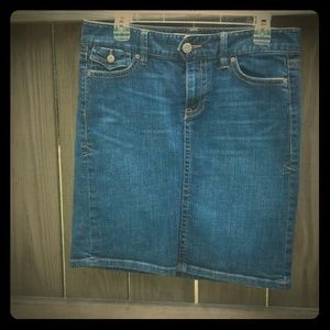 Old Navy jean skirt