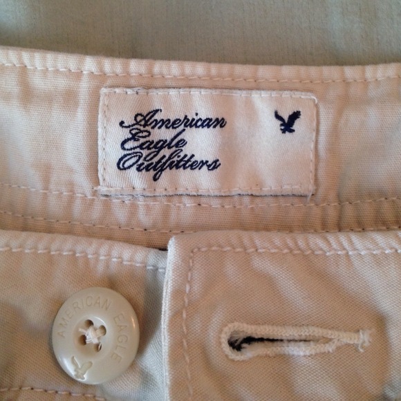 Navy blue AE shorts - Picture 2 of 3