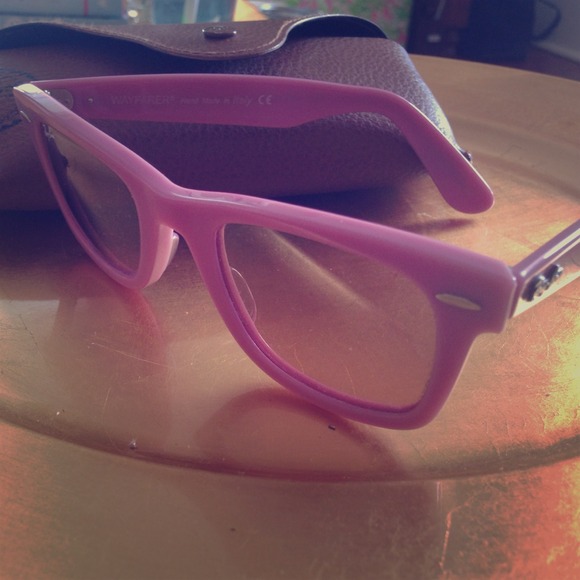 Pink polarized Ray Ban Wayfarers - Picture 1 of 4