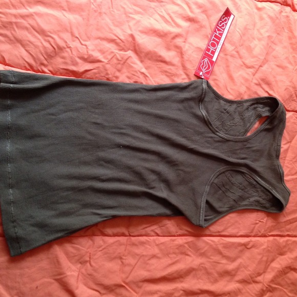 ⬇️Reduced⬇️ Brown Ribbed Tank - Picture 3 of 3