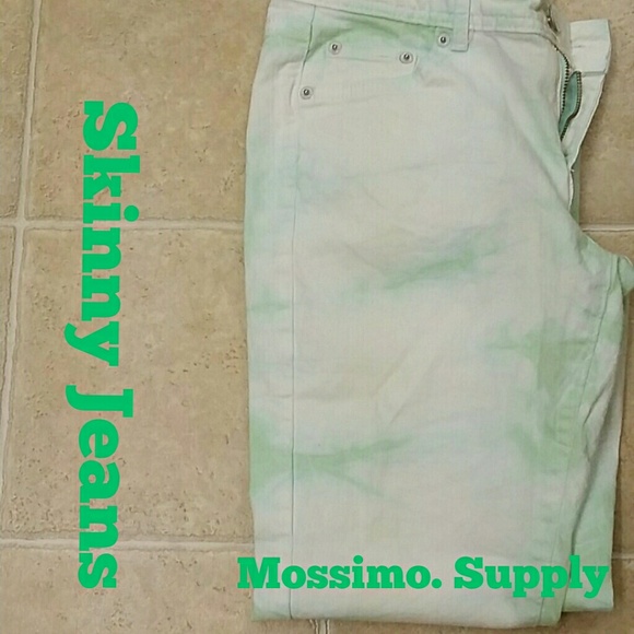 💟SOLD💟Skinny Jeans