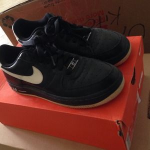 🎉must go sale🎉 NIKE Black AF-1