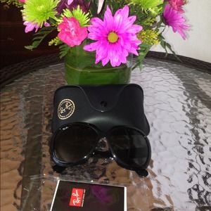 Authentic Ray Ban Jackie Ohh II sunglasses