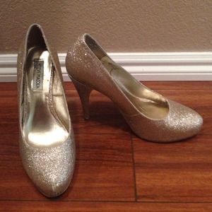 Steve Madden gold sparkle heels 9