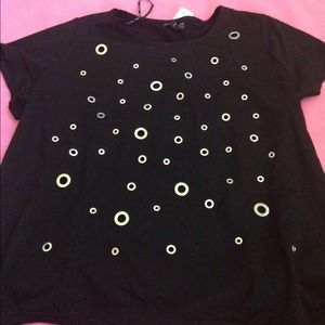 Sold! Black tee from f21