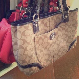 Coach shoulder bag