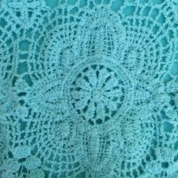 ✨Crocheted top✨ - Picture 3 of 3