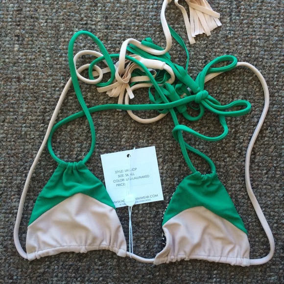 Acacia Swimwear NWT Laulau Uns top in size Small - Picture 1 of 2