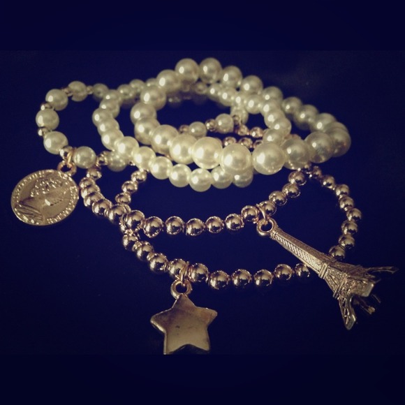 💎RESERVED🚫dont buy bracelet and rings bundle💎