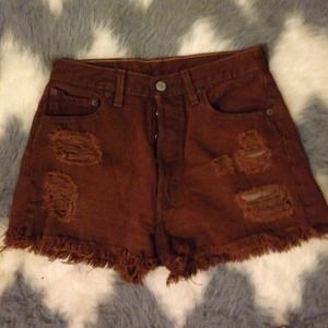 High- waisted Levi shorts