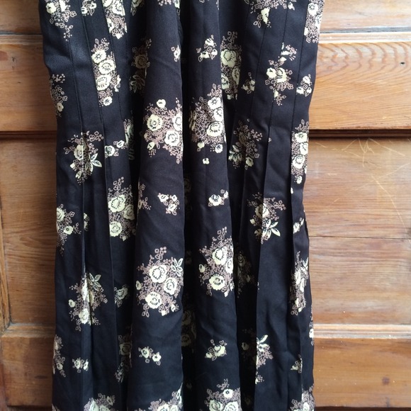 True vintage floral pleated midi skirt - Picture 3 of 4