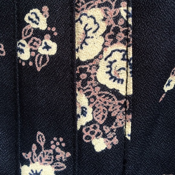 True vintage floral pleated midi skirt - Picture 4 of 4